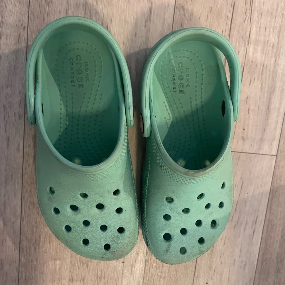 Kids toddler crocs mint green 12c